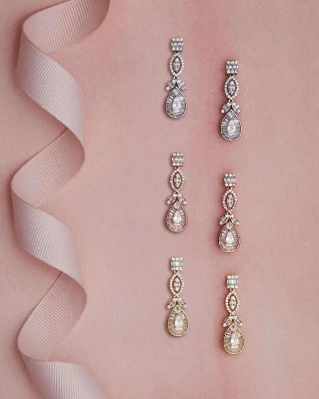 12644 Gold Rhinestone Earrings