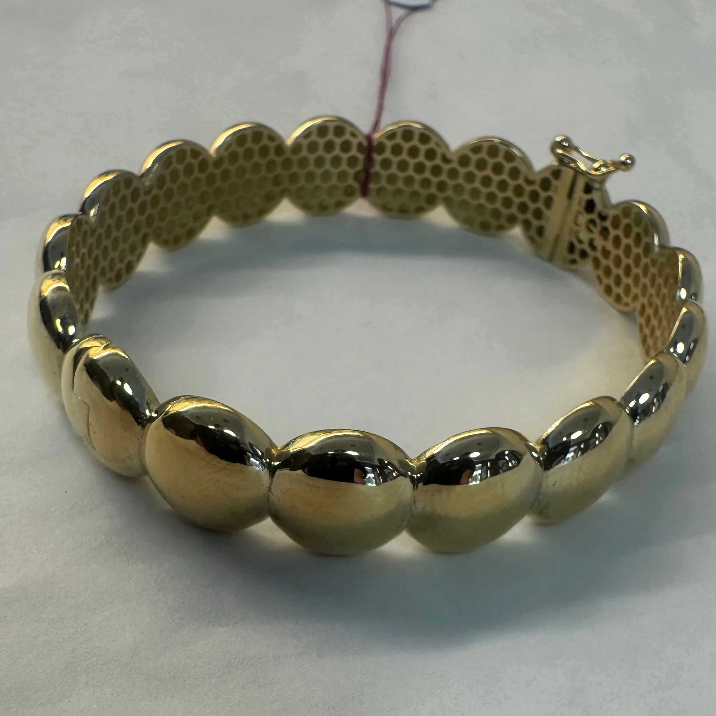 14K gold bracelet set with bold, rounded links