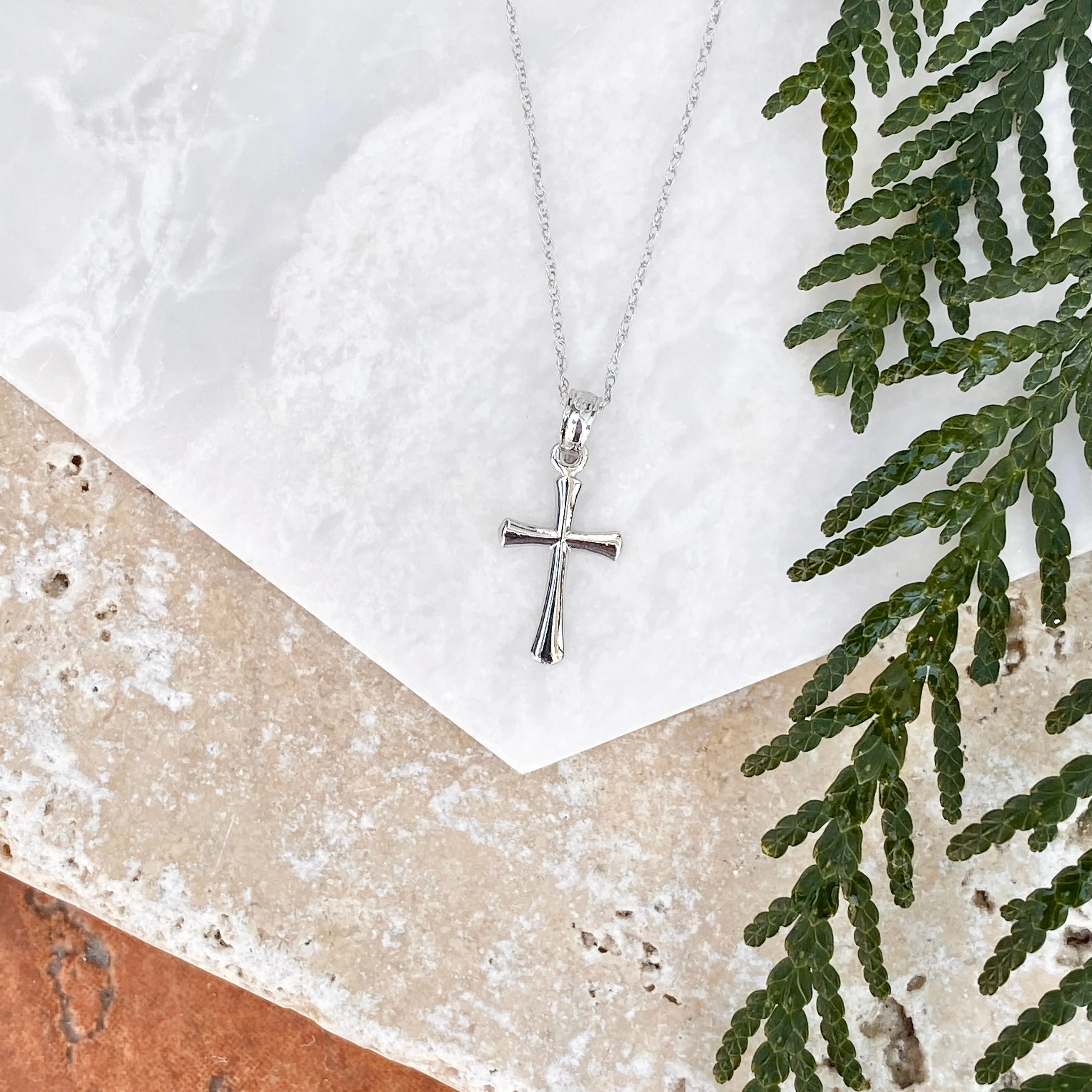 14KT White Gold Beveled Cross Pendant Necklace
