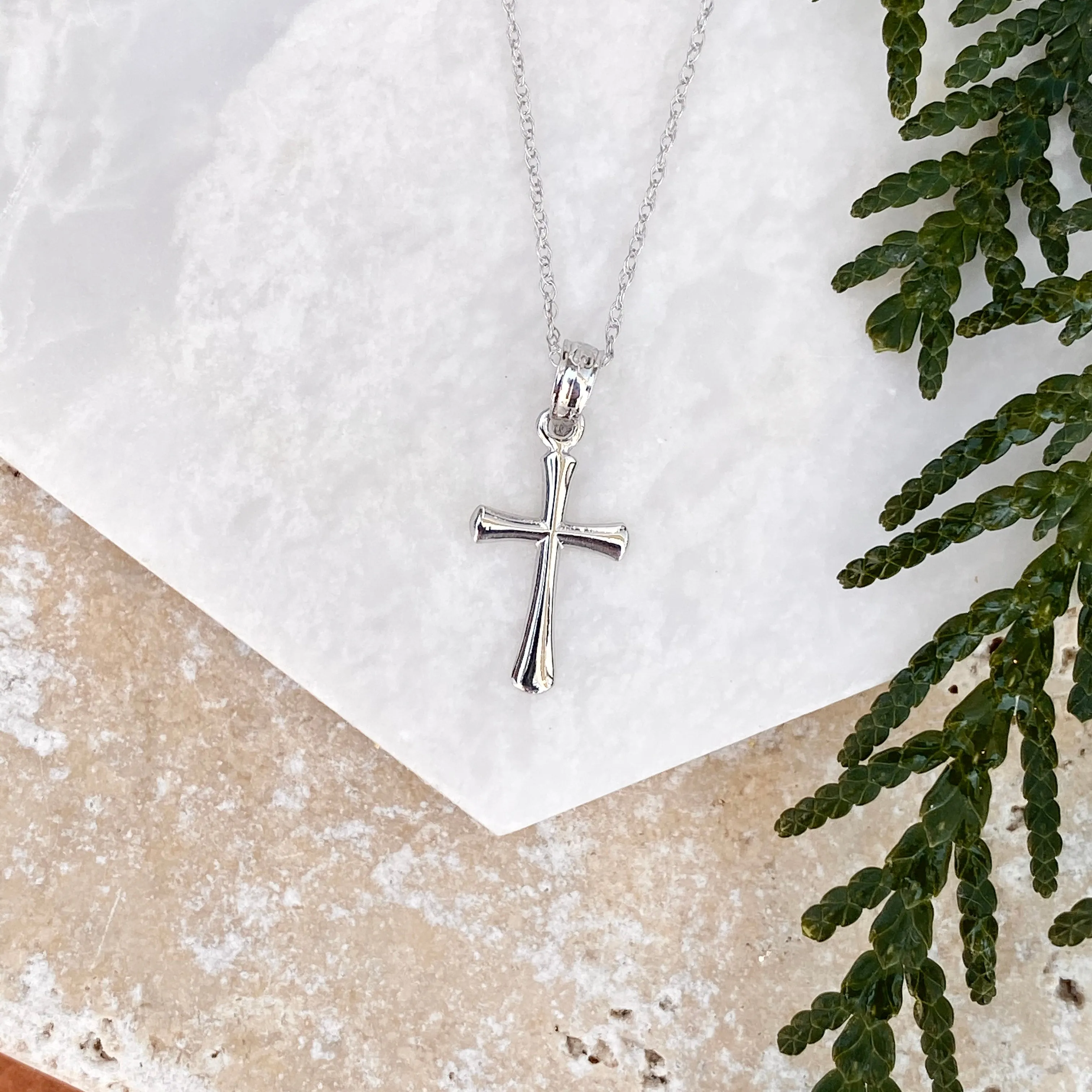 14KT White Gold Beveled Cross Pendant Necklace