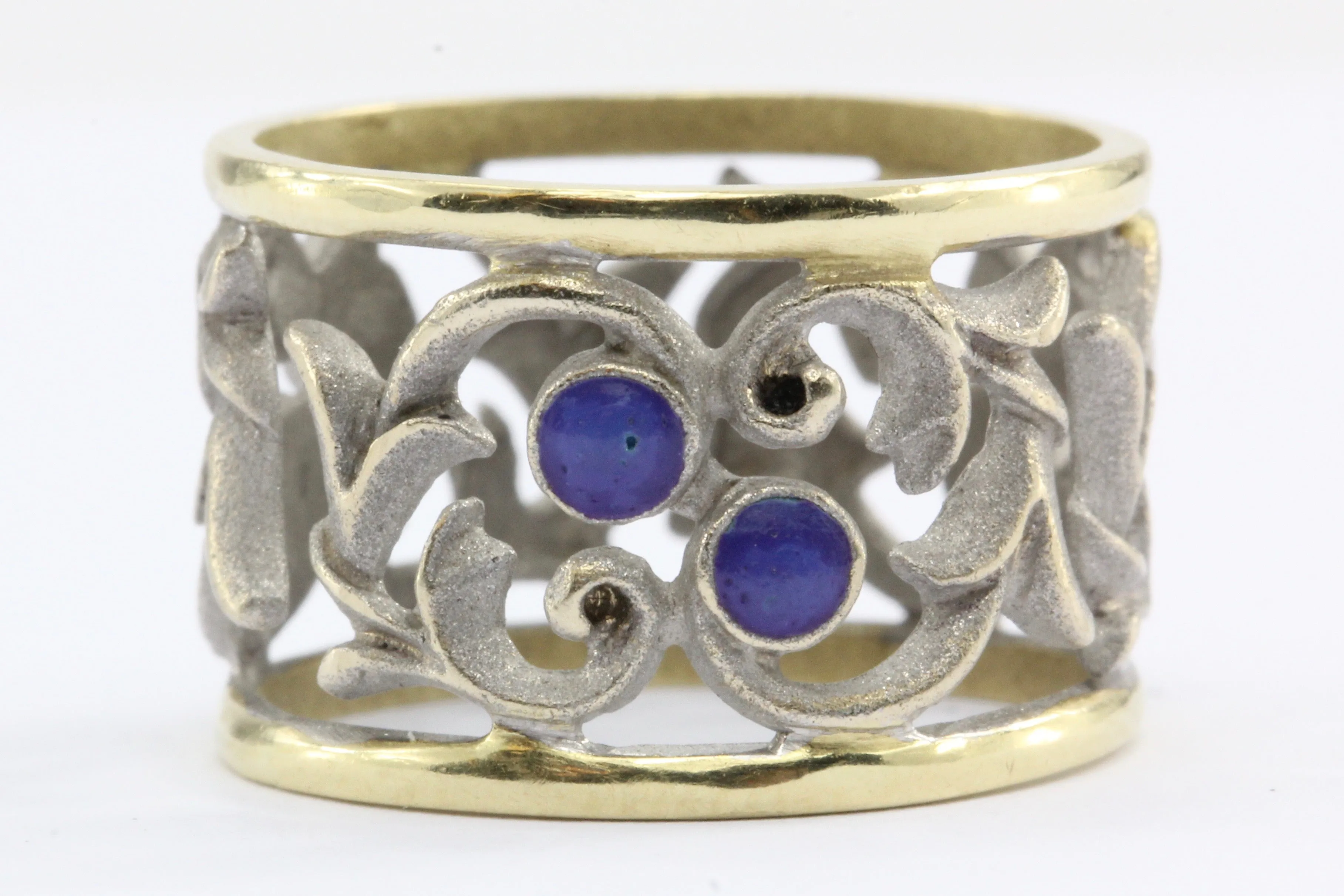 18k White & Yellow Gold Blue Enamel Pierced Scrolling Vine Ring Band