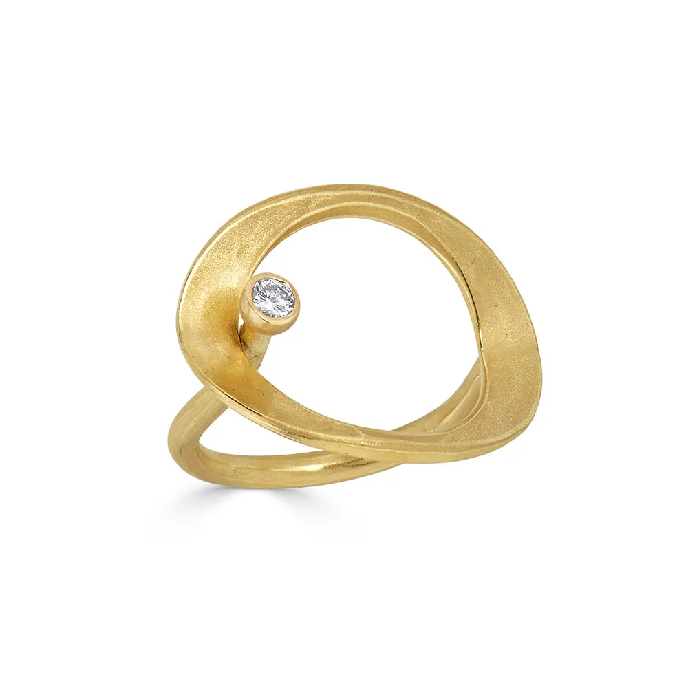 18K Yellow Gold and Suspended Diamond Ring