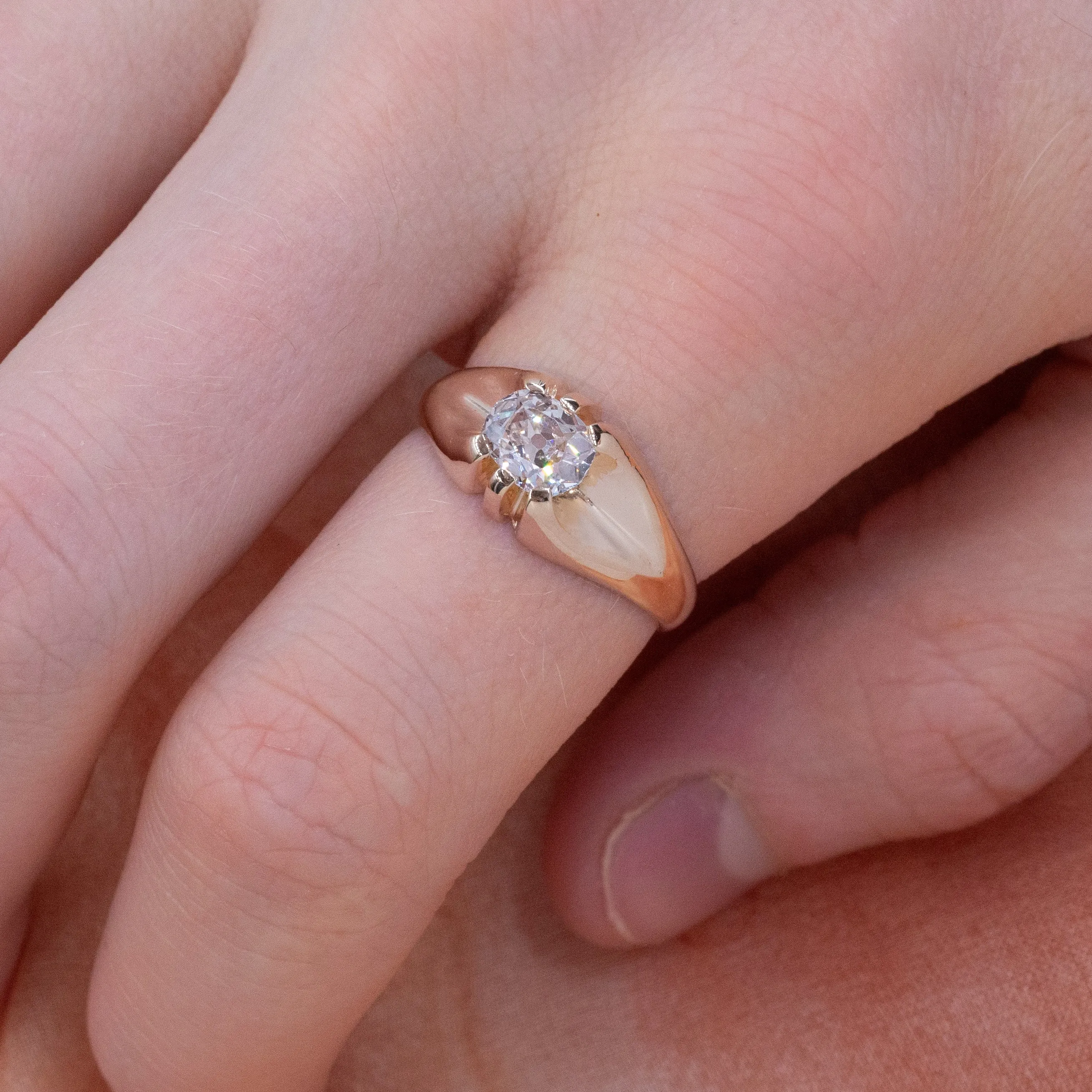 Antique Oval Cut Diamond Belcher c1890