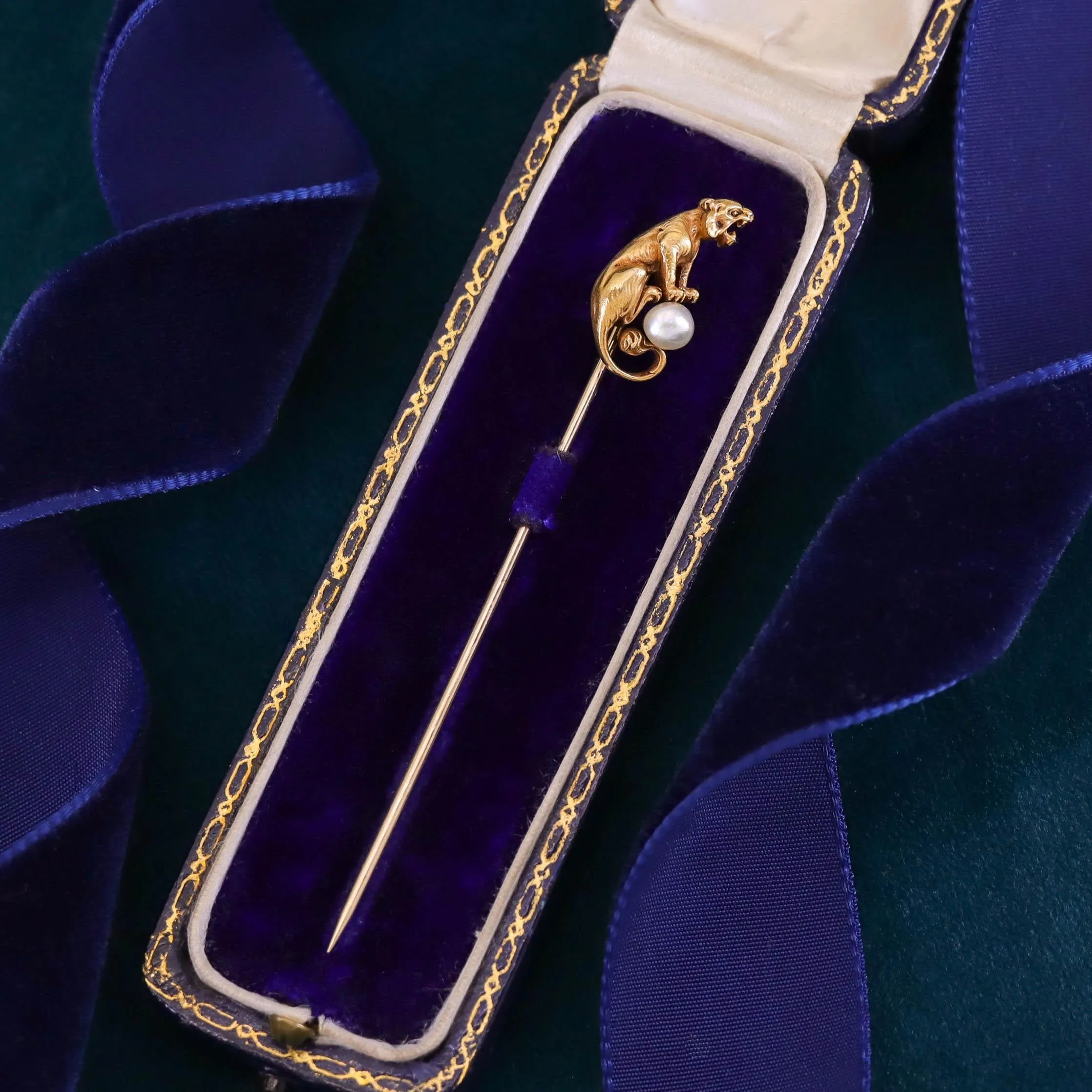 Antique Tiger Stickpin of 14k Gold