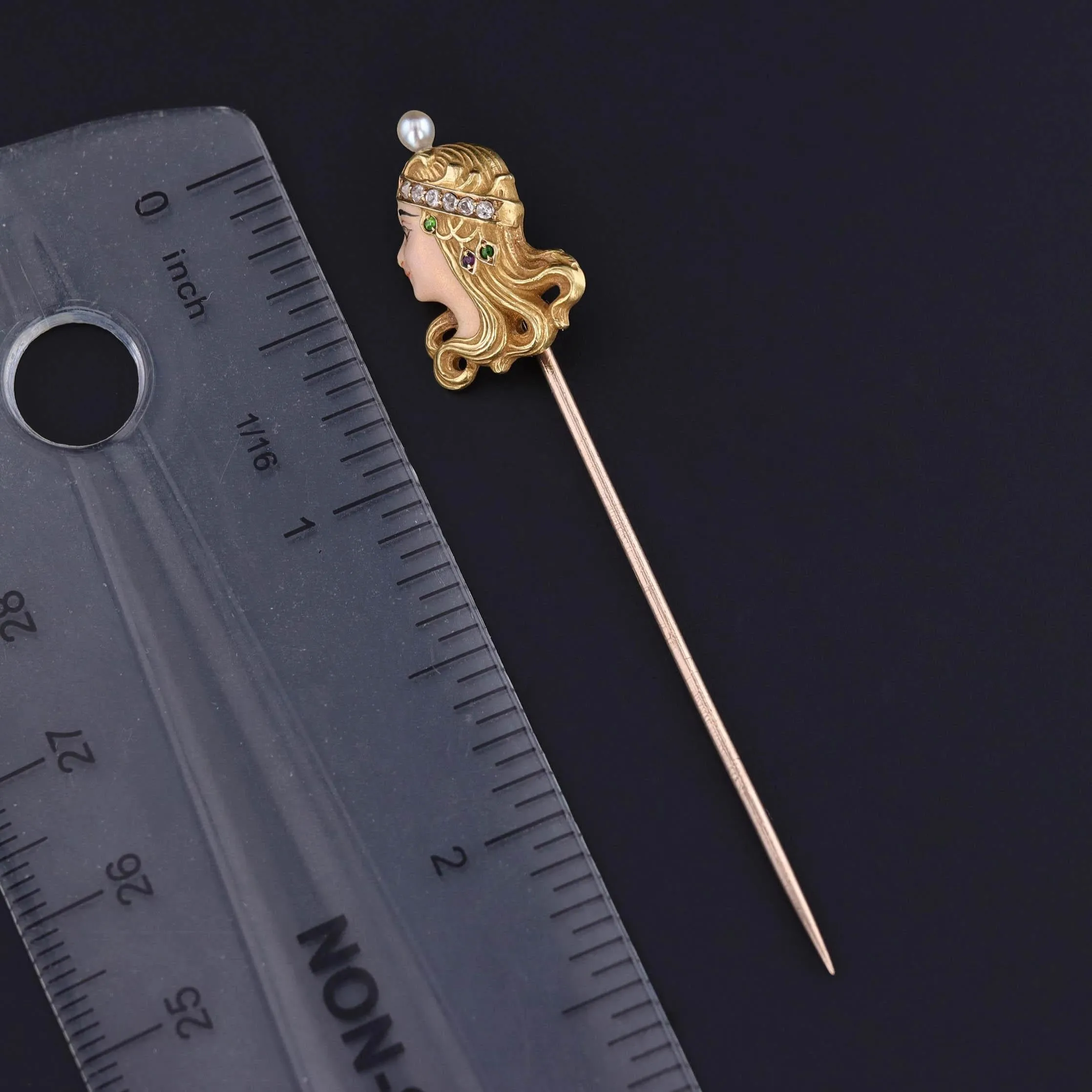 Art Nouveau Enamel Woman Stickpin of 18k Gold