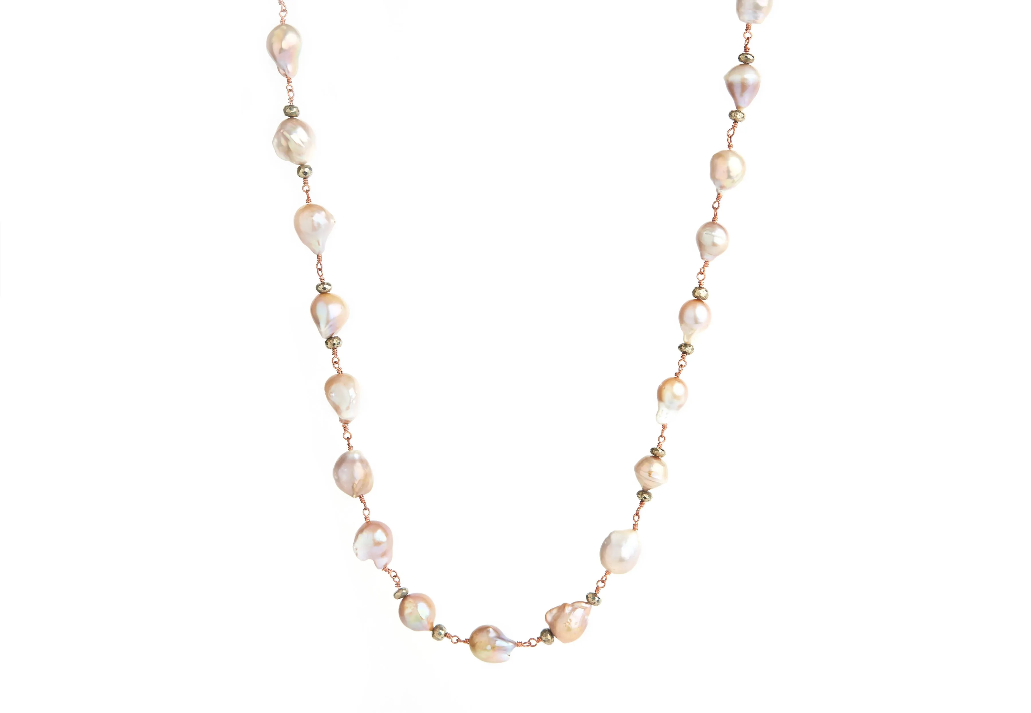 Baroque Pearl with Rose Wiring Necklace