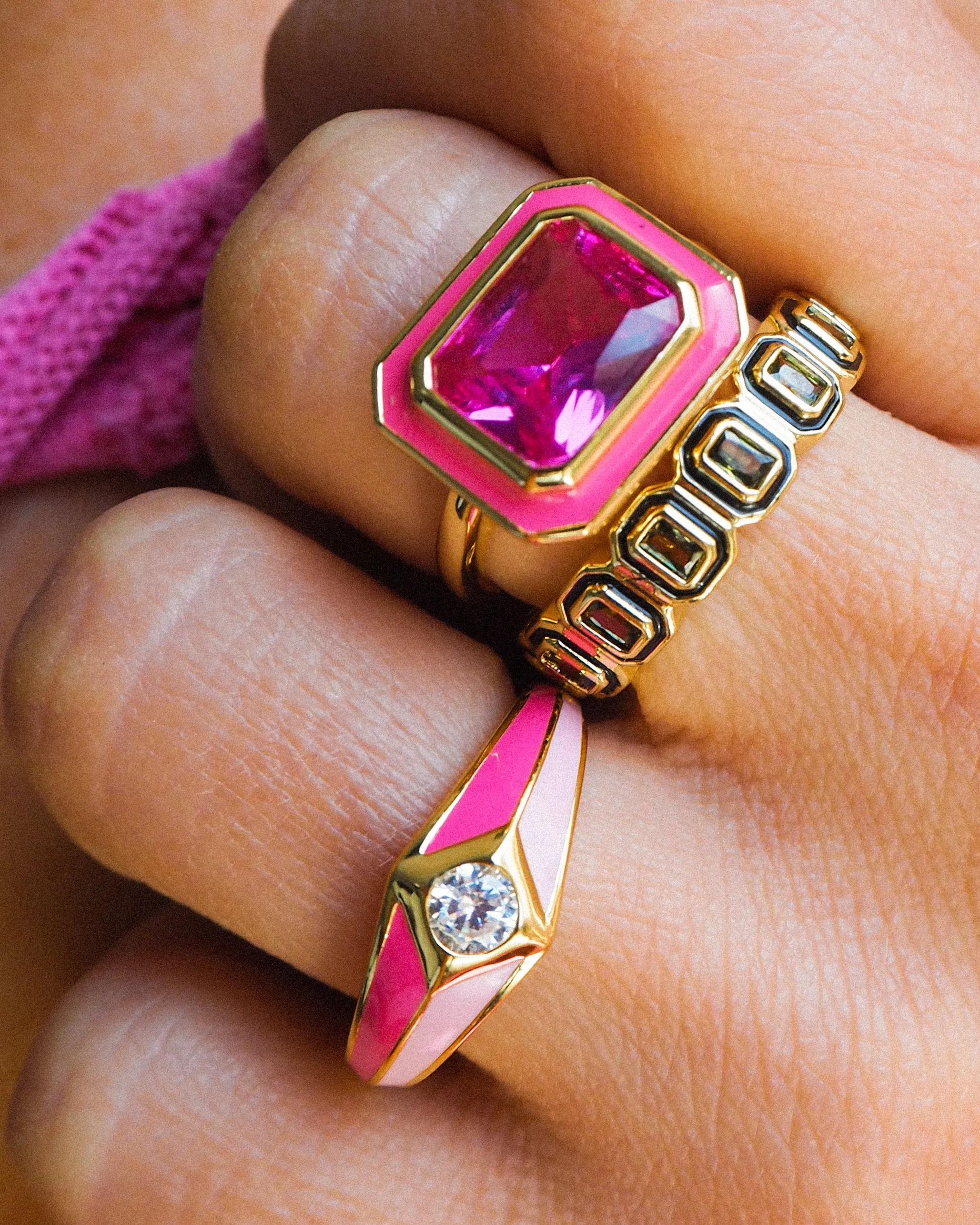 Bezel Ballier Ring- Black- Gold