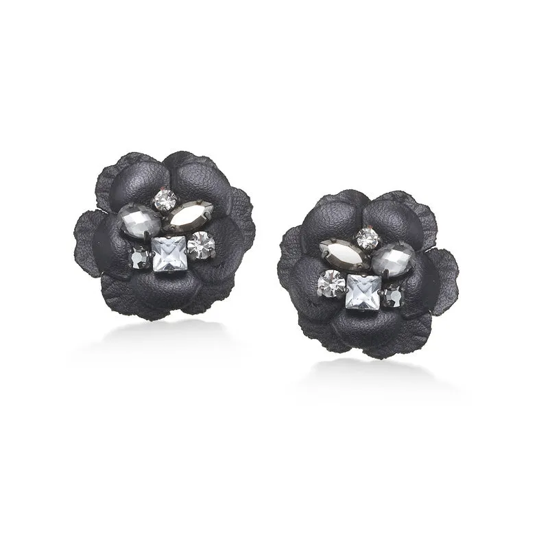 BLACK FLOWER CRYSTAL EARRINGS #286BK3101 (7E3/6B1)
