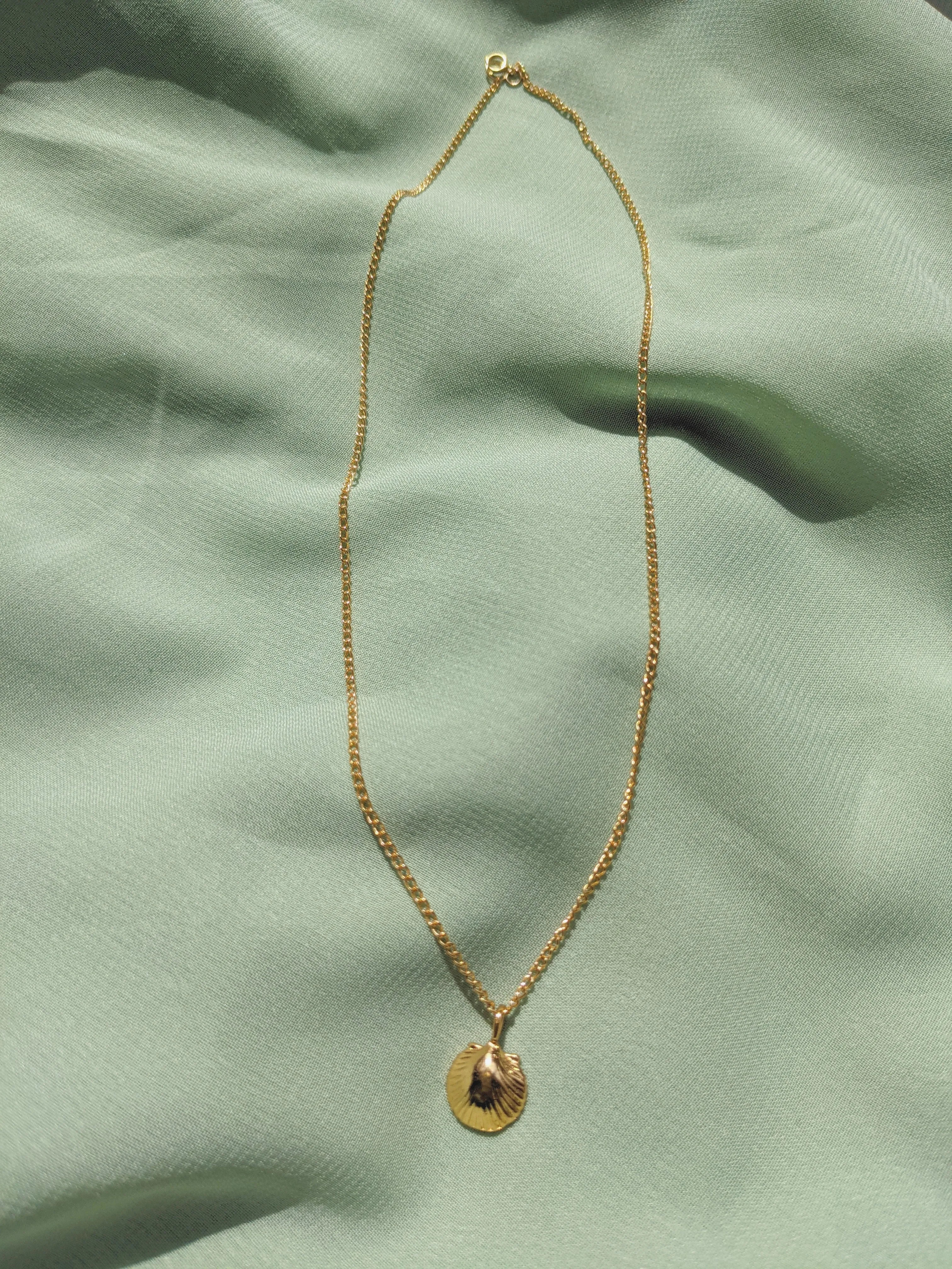 Caracol Necklace