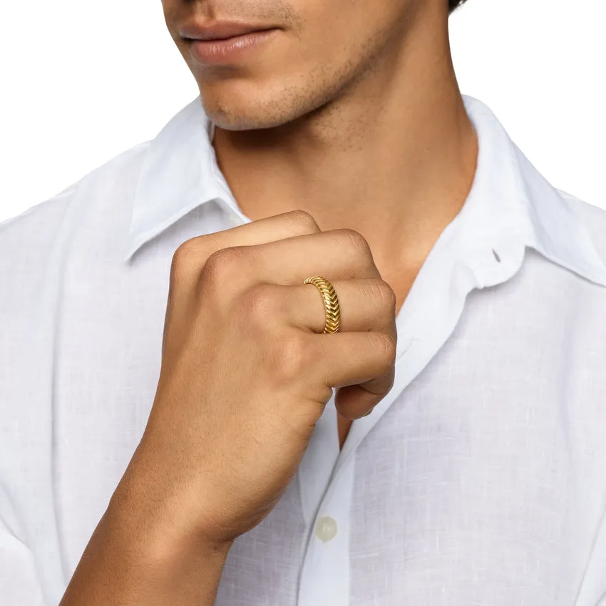 Chevron Band in 18K Yellow Gold, 6mm, Size 9