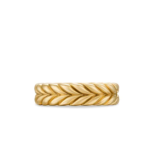 Chevron Band Ring in 18K Yellow Gold, 6.2mm, Size 9