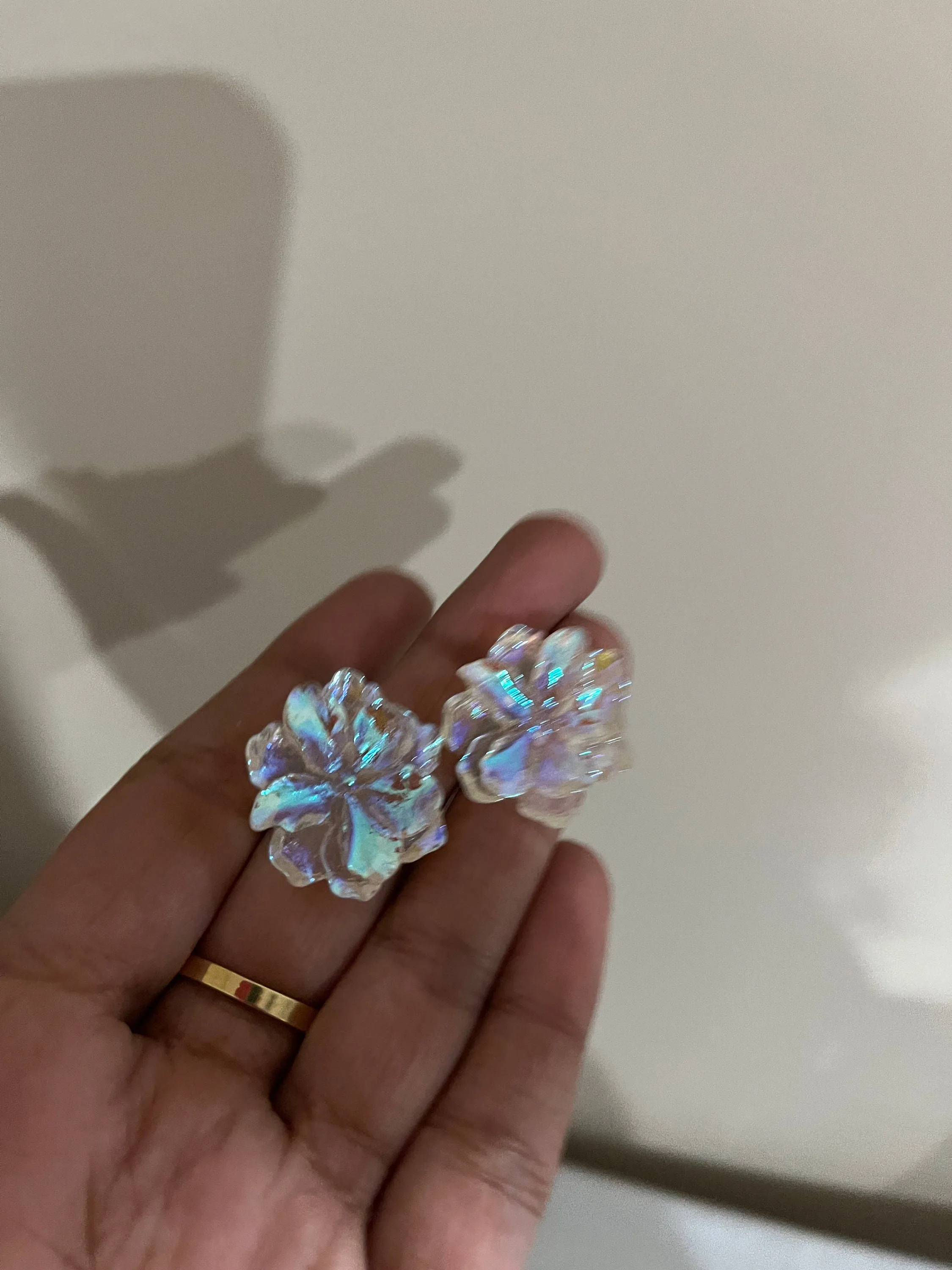 Chunky Clear Acrylic earrings , studs flower clear white earrings , ice large holographic ,  iridescent acrylic earrings , white stud
