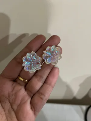 Chunky Clear Acrylic earrings , studs flower clear white earrings , ice large holographic ,  iridescent acrylic earrings , white stud