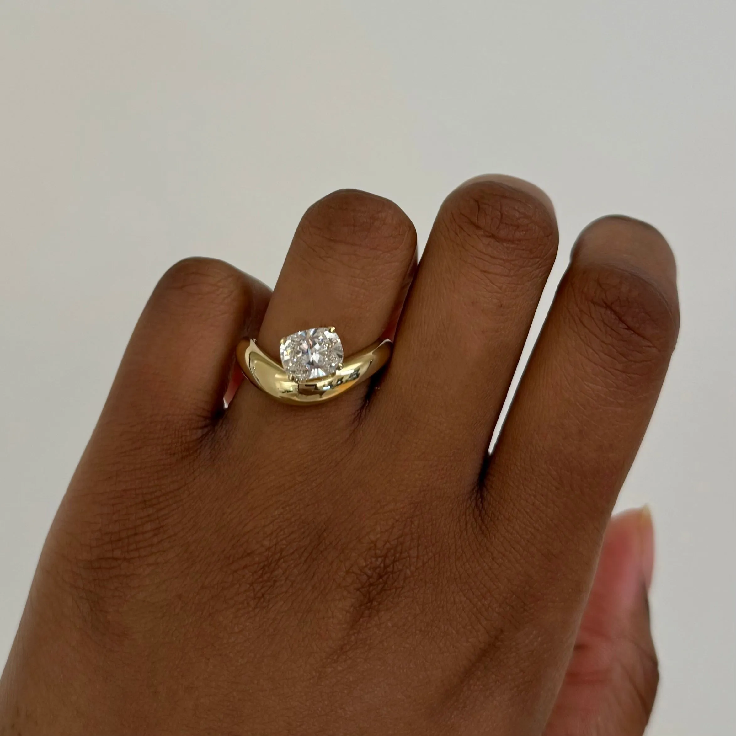 Cloud Cushion Ring