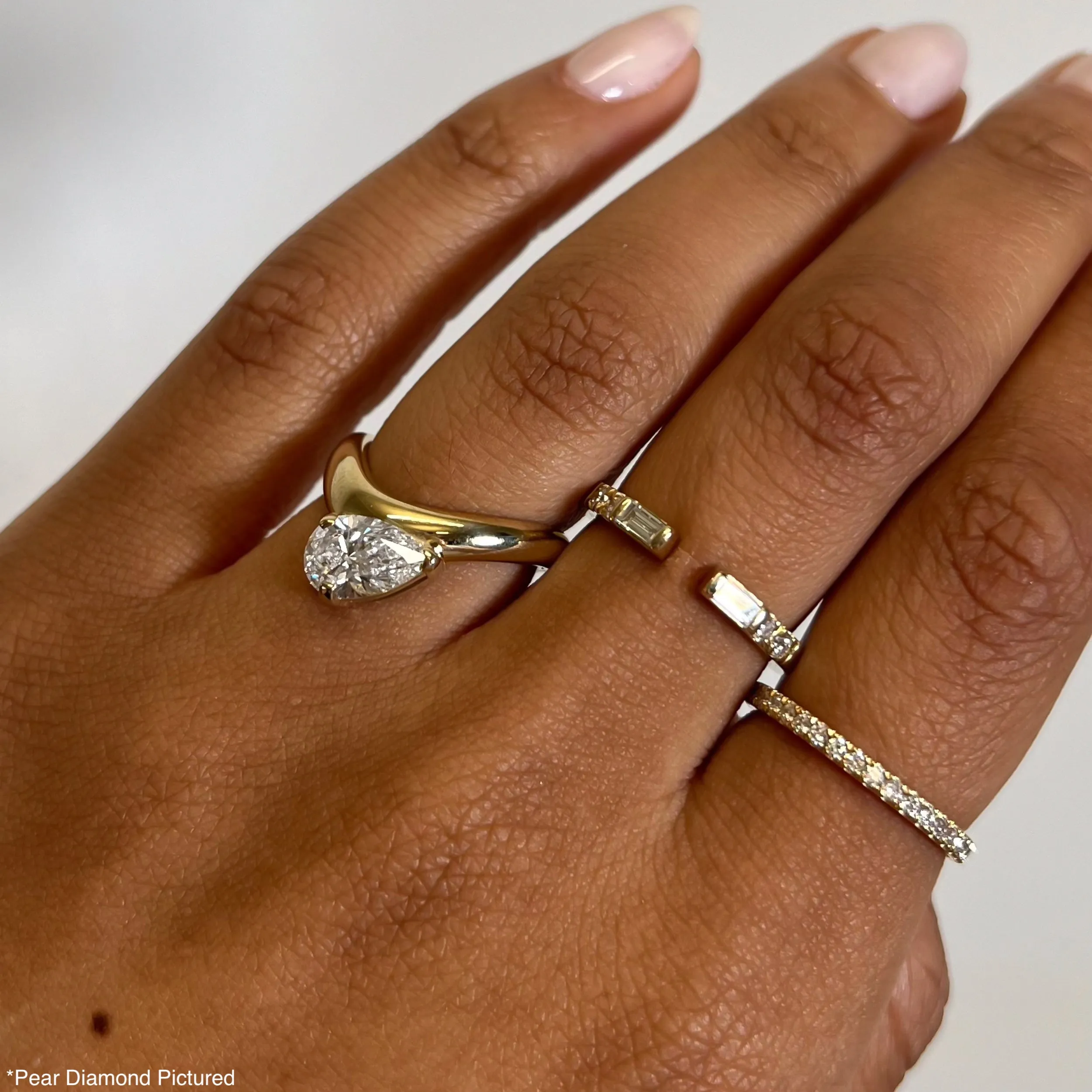 Cloud Offset Oval Ring