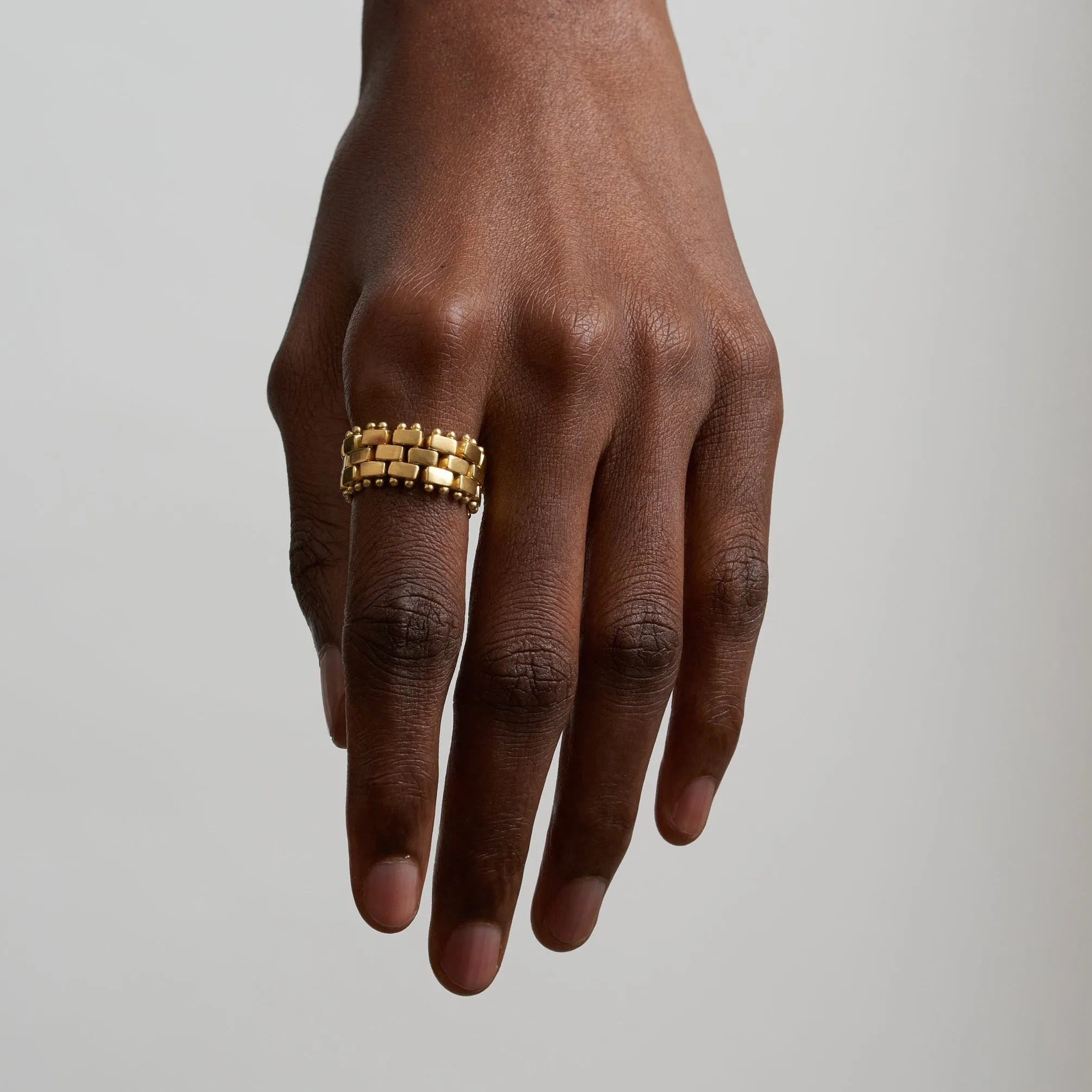 Cobblestone, 19k Gold