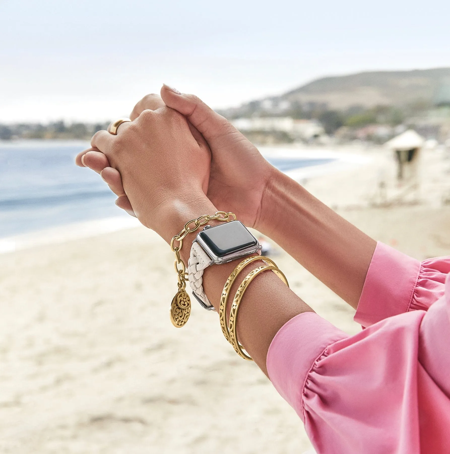 Contempo Medallion Gold Bracelet