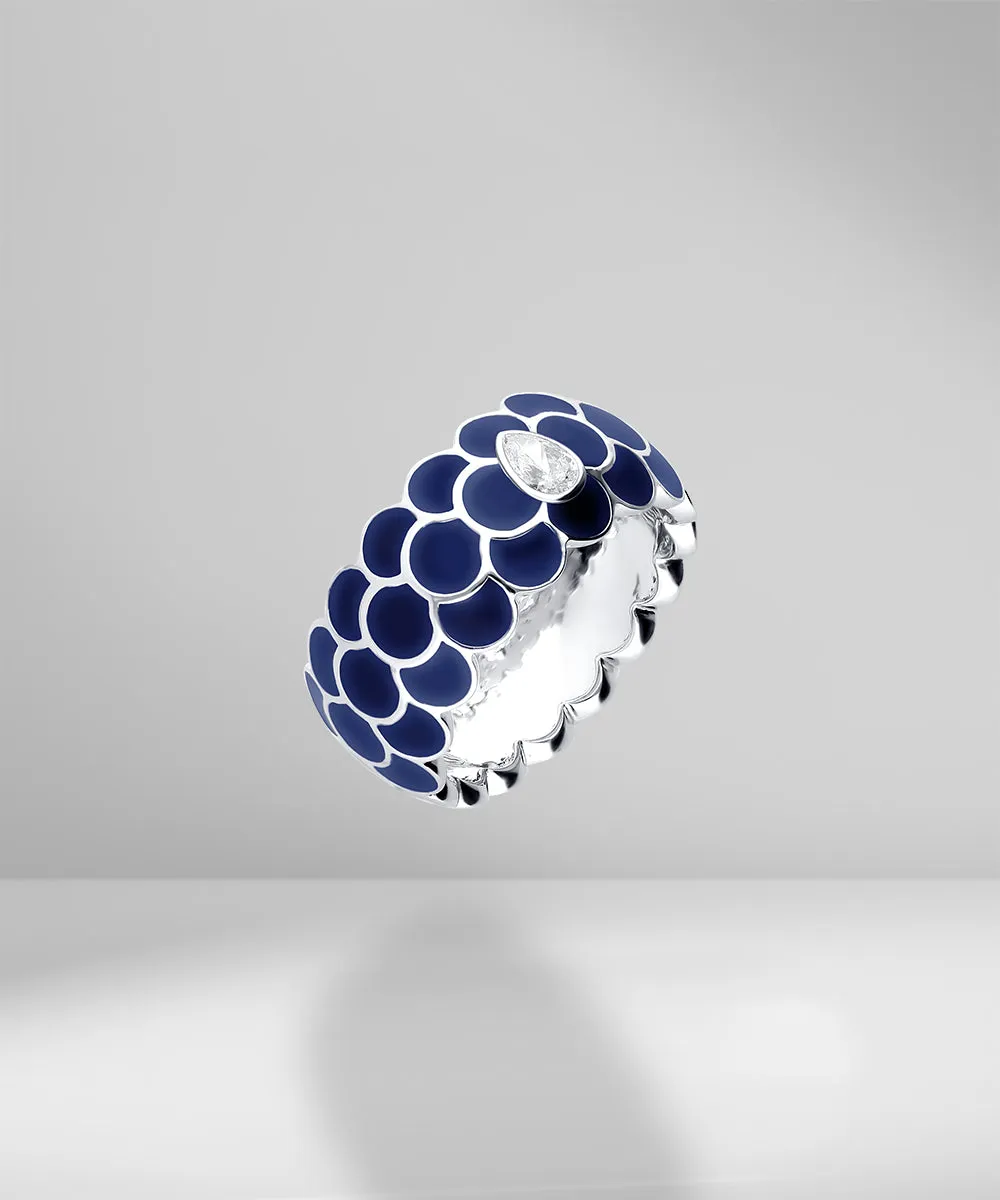 Design Enamel Rings with Pear Diamonds