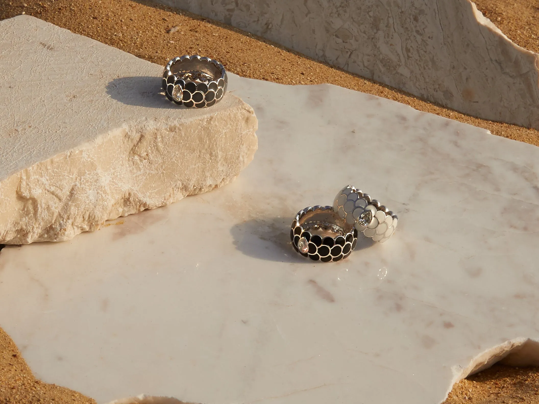 Design Enamel Rings with Pear Diamonds