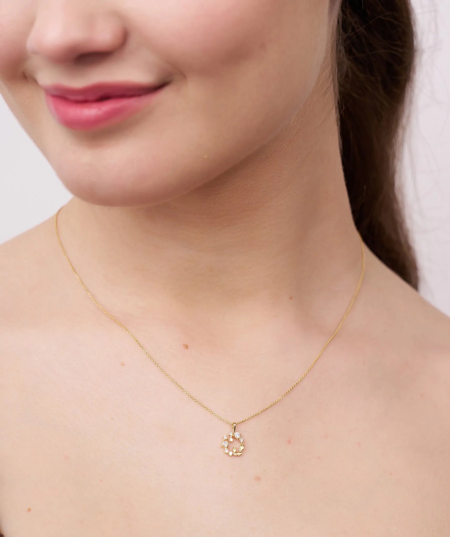 Diamond Circle Leaf Pendant