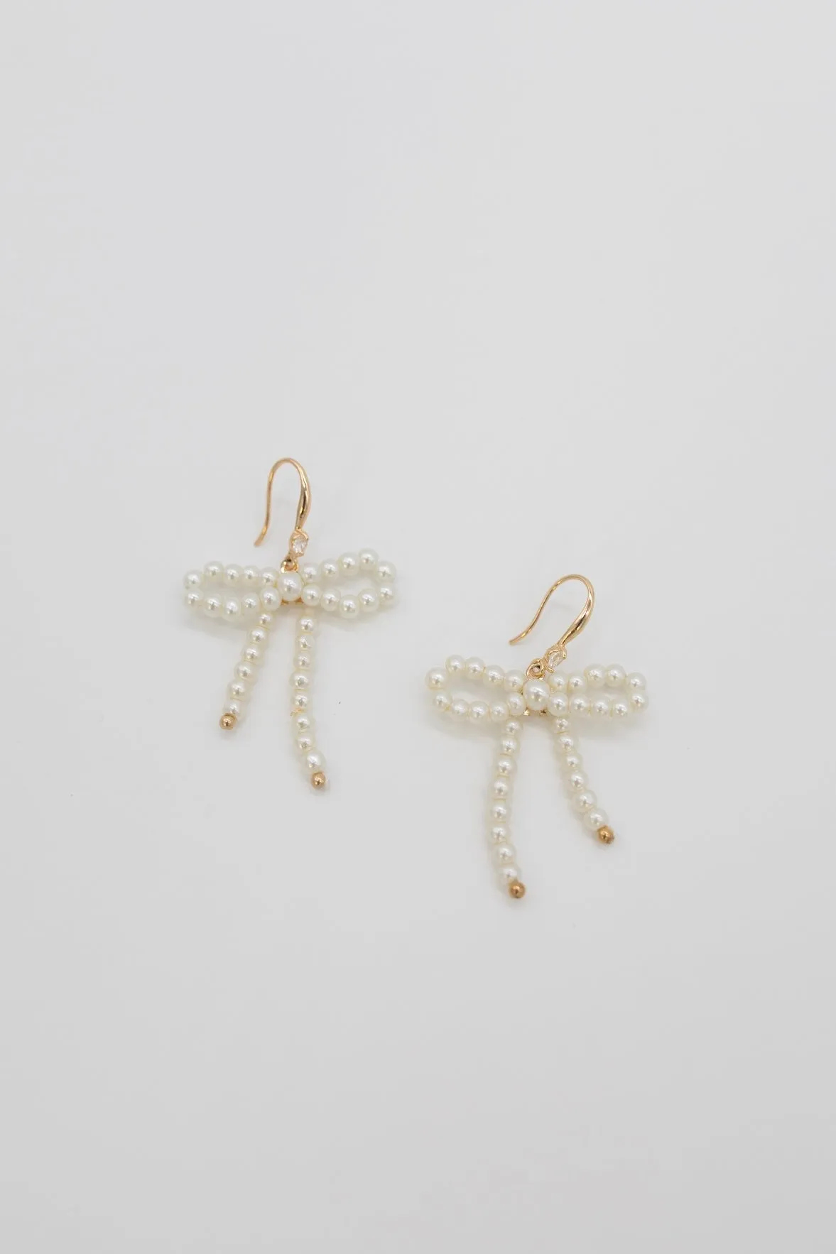 Dressed in Bows and Pearls Earrings