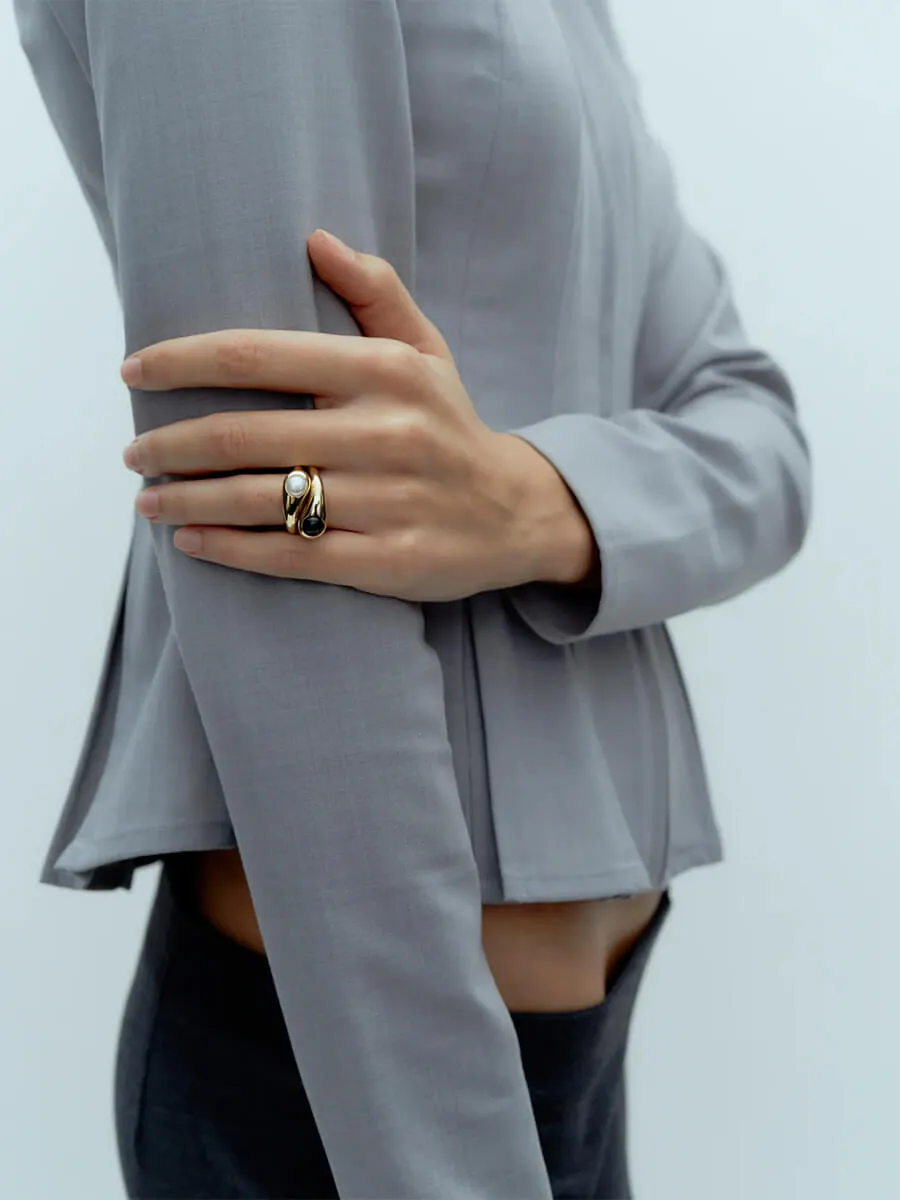 Dualism Black Onyx Ring - Gold
