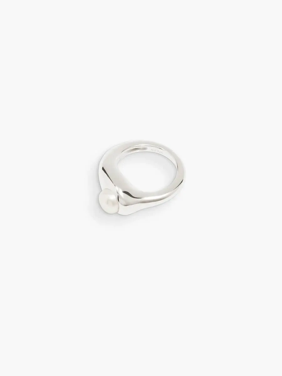 Dualism Freshwater Pearl Ring - Silver