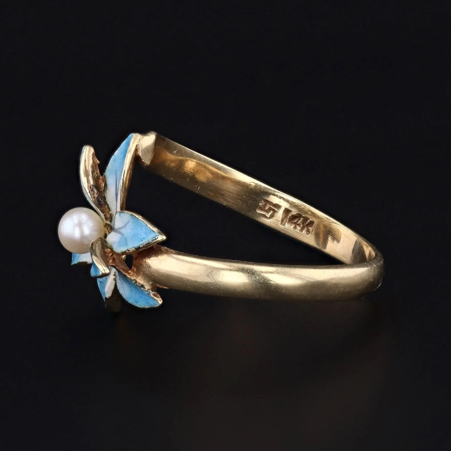 Enamel Flower Ring | Vintage Bypass Ring