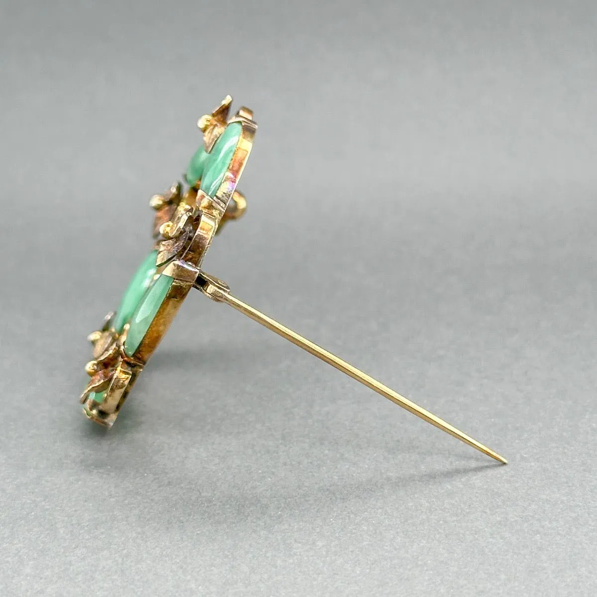 Estate 13K Y Gold 3.80ctw Nephrite Flower Circle Brooch
