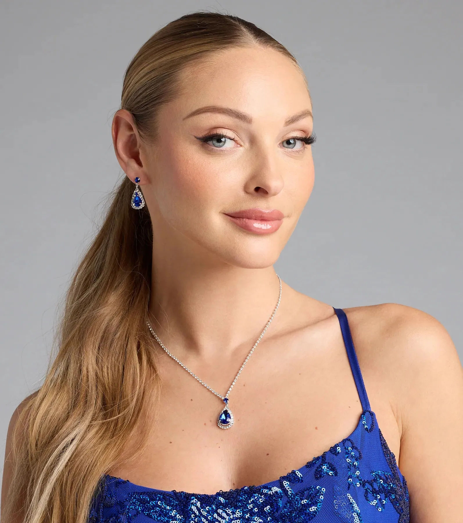 Fairytale Come True Necklace And Earrings Set