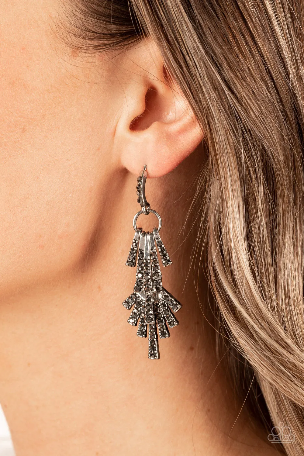 Fan of Glam - Silver (Hematite) Earring