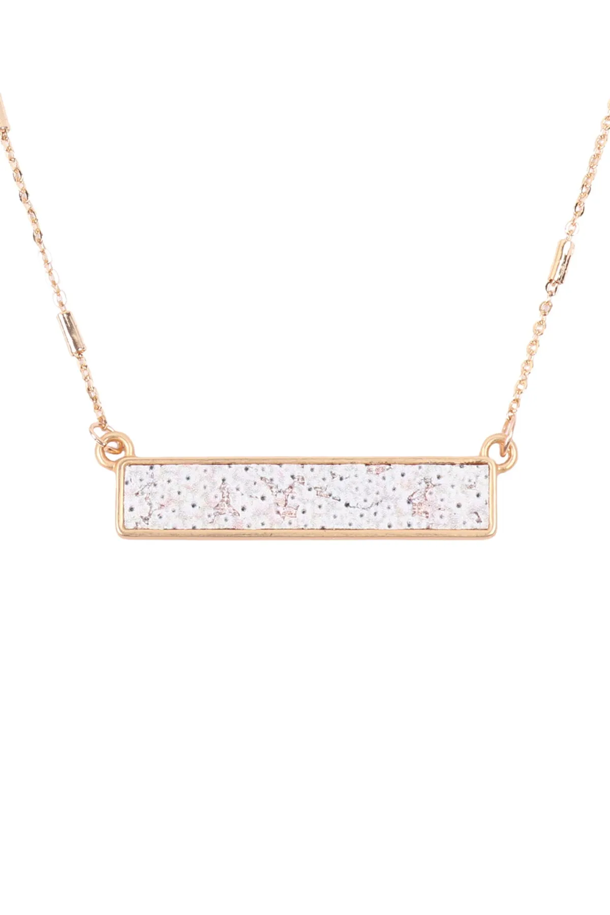 FLORAL PENDANT NECKLACE
