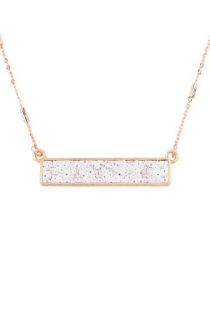 FLORAL PENDANT NECKLACE
