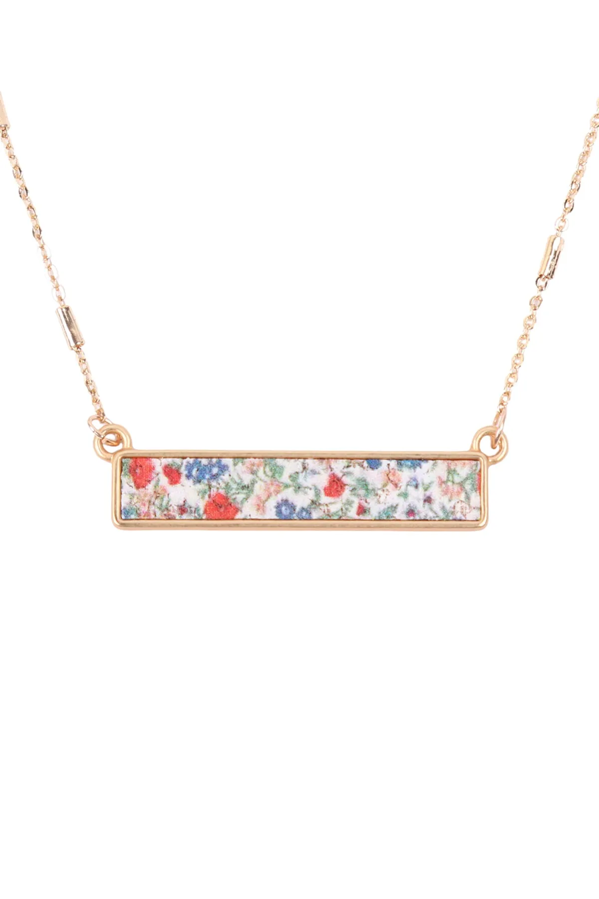 FLORAL PENDANT NECKLACE