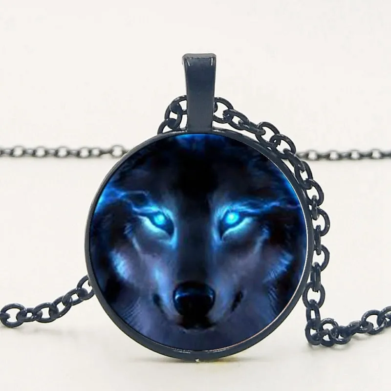 Gothic Custom Necklace Nordic Glass Wolf Cabochon Dark Necklace Pendant Jewelry