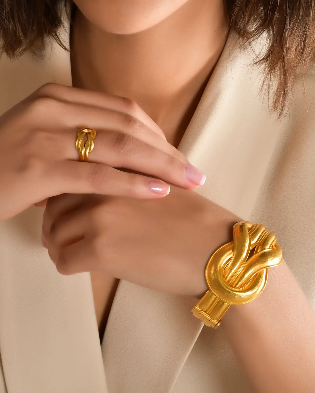Herakles Knot Ring