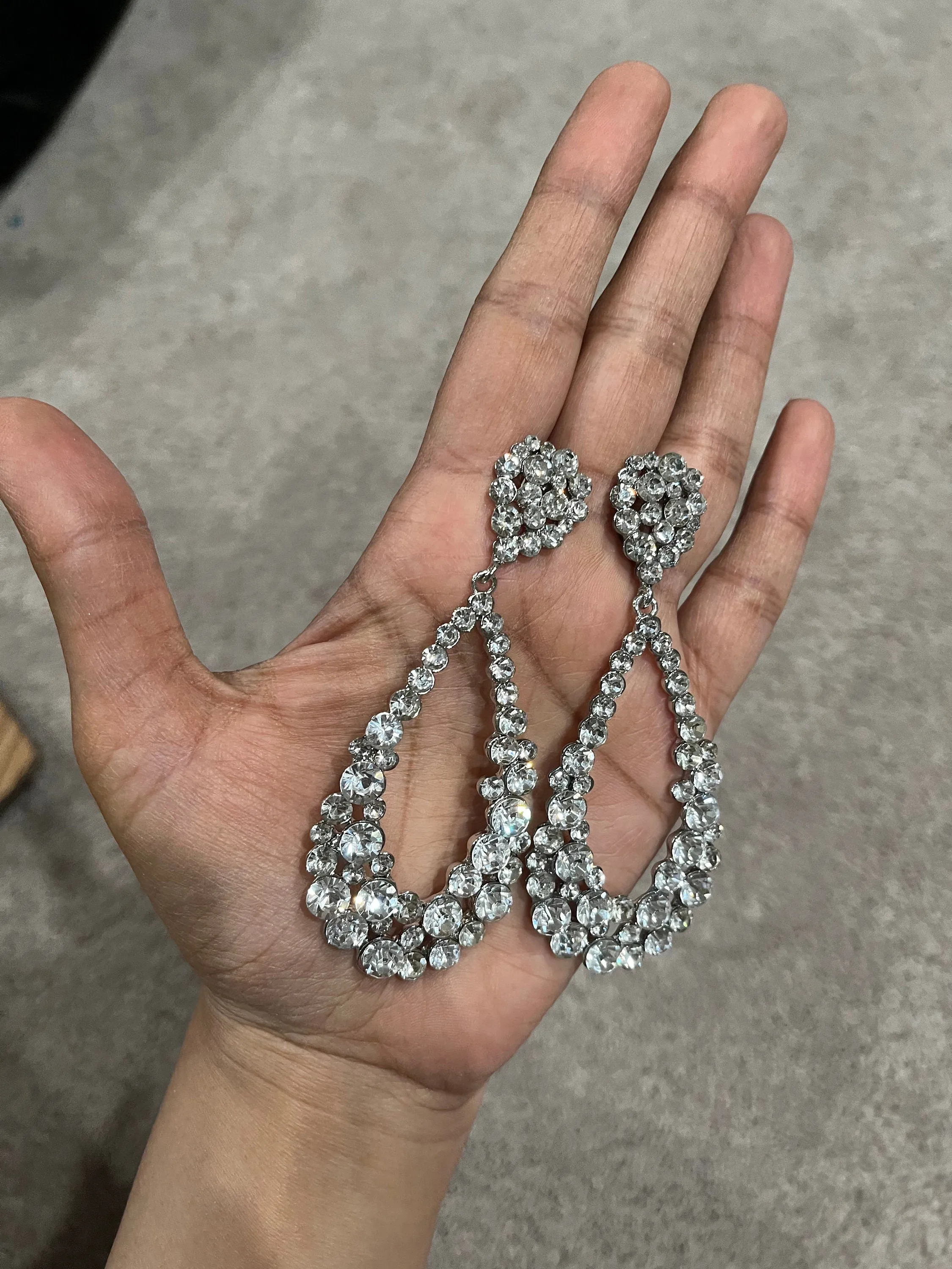 Large clear earrings, bride earrings, clear crystal earrings, oversized clear earrings, clear silver teardrop earrings, pageant clear 3.75”