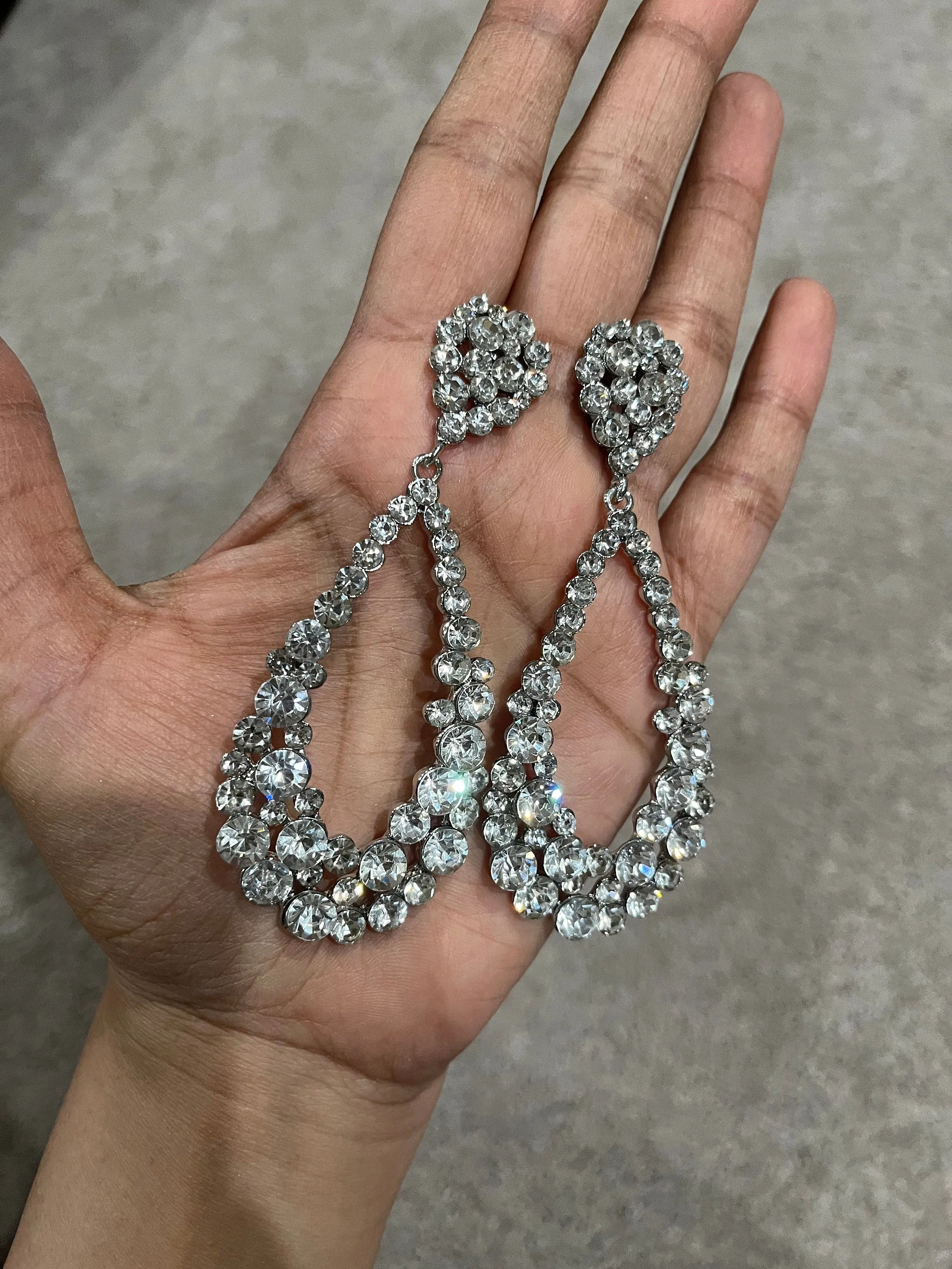 Large clear earrings, bride earrings, clear crystal earrings, oversized clear earrings, clear silver teardrop earrings, pageant clear 3.75”