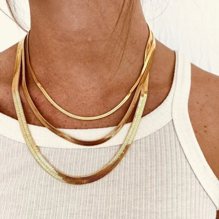 Laurel Herringbone Necklace