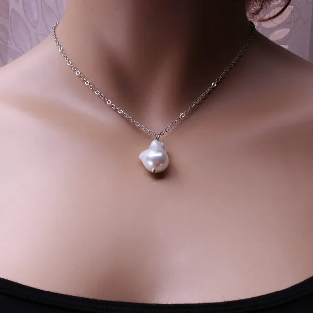 Layered Pearl Fashion Geometric Pendant Necklaces for Women