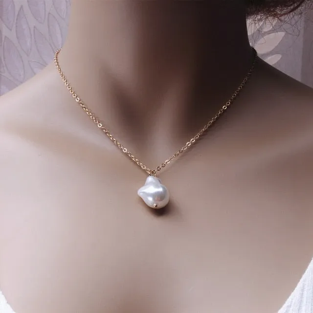 Layered Pearl Fashion Geometric Pendant Necklaces for Women