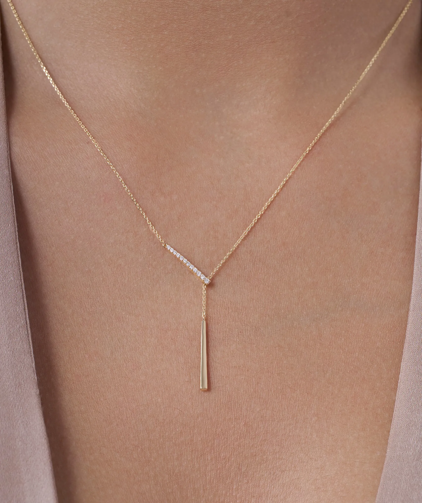 Linear Elegance 14K Gold Necklace