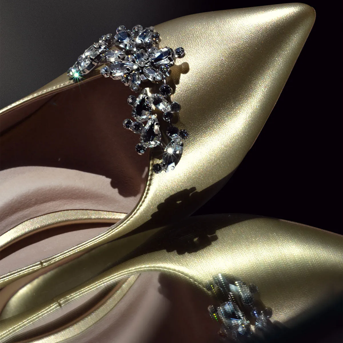 LUPINE CRYSTAL SHOE CLIPS