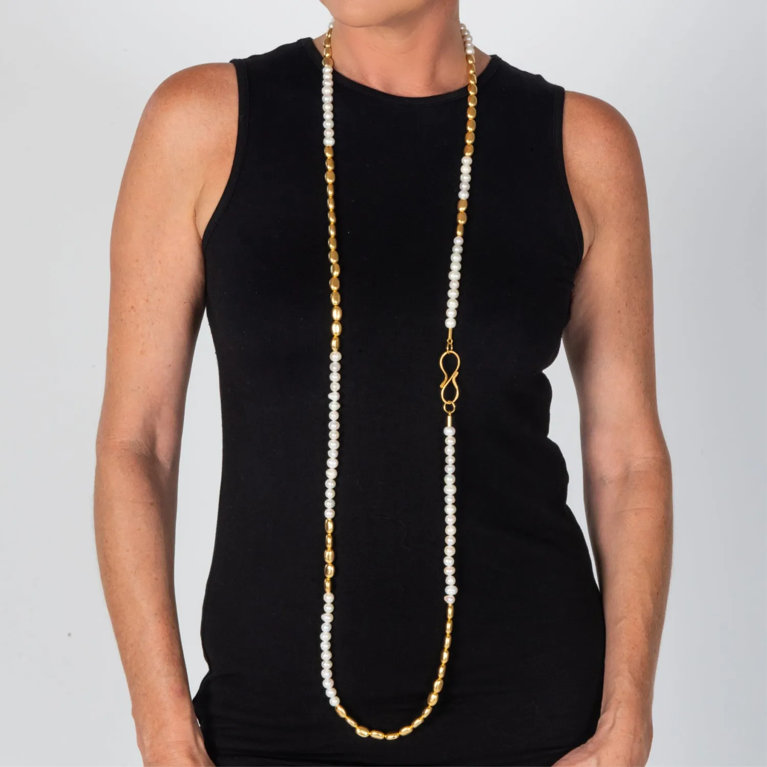 Michelle - Classic white & gold pearl thread necklace