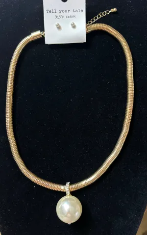 MK - Not Your Mama’s Pearl Necklace