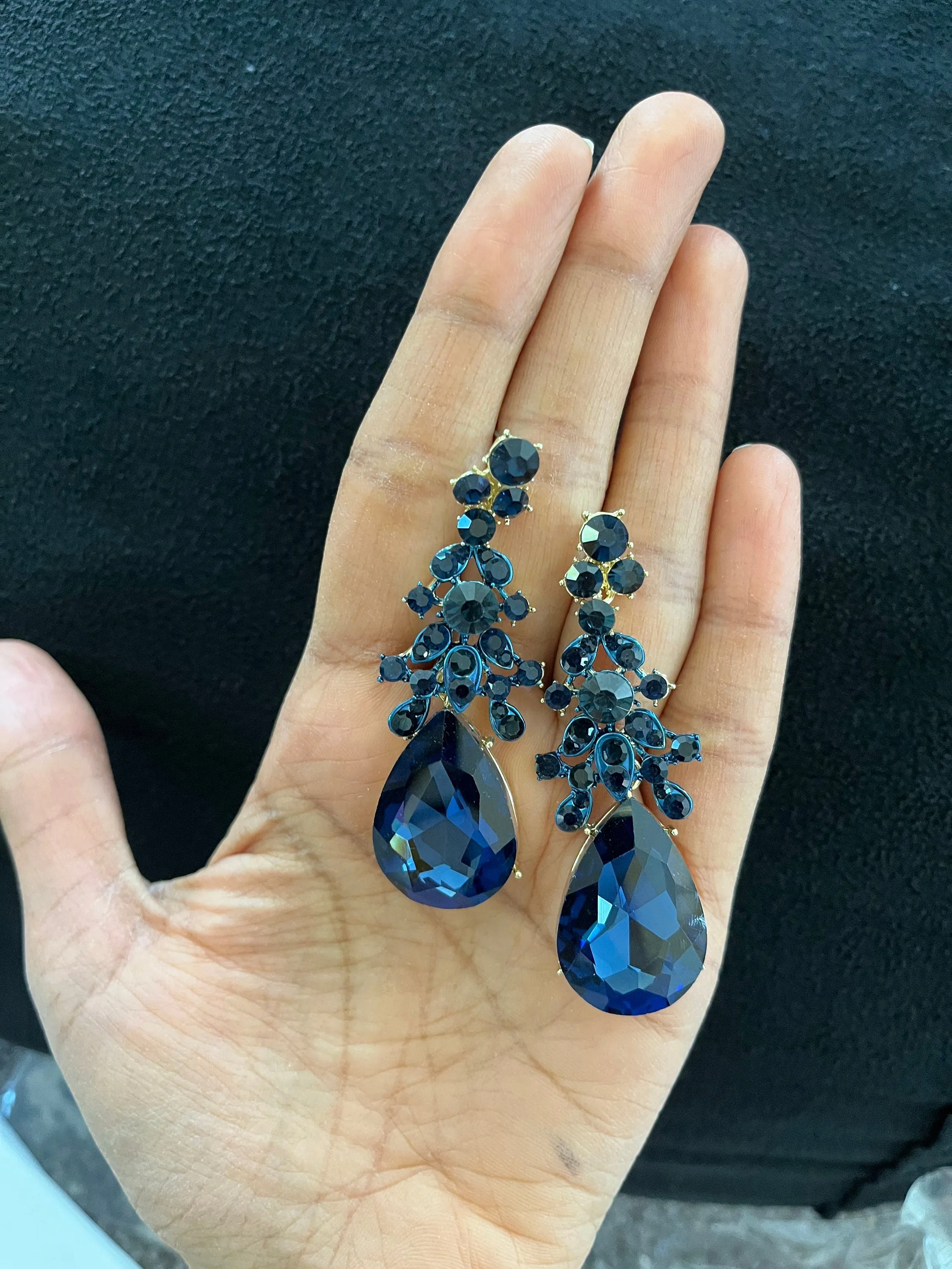 navy blue earrings , navy chandelier earring , dark blue wedding earring , navy crystal earrings , big navy blue earrings