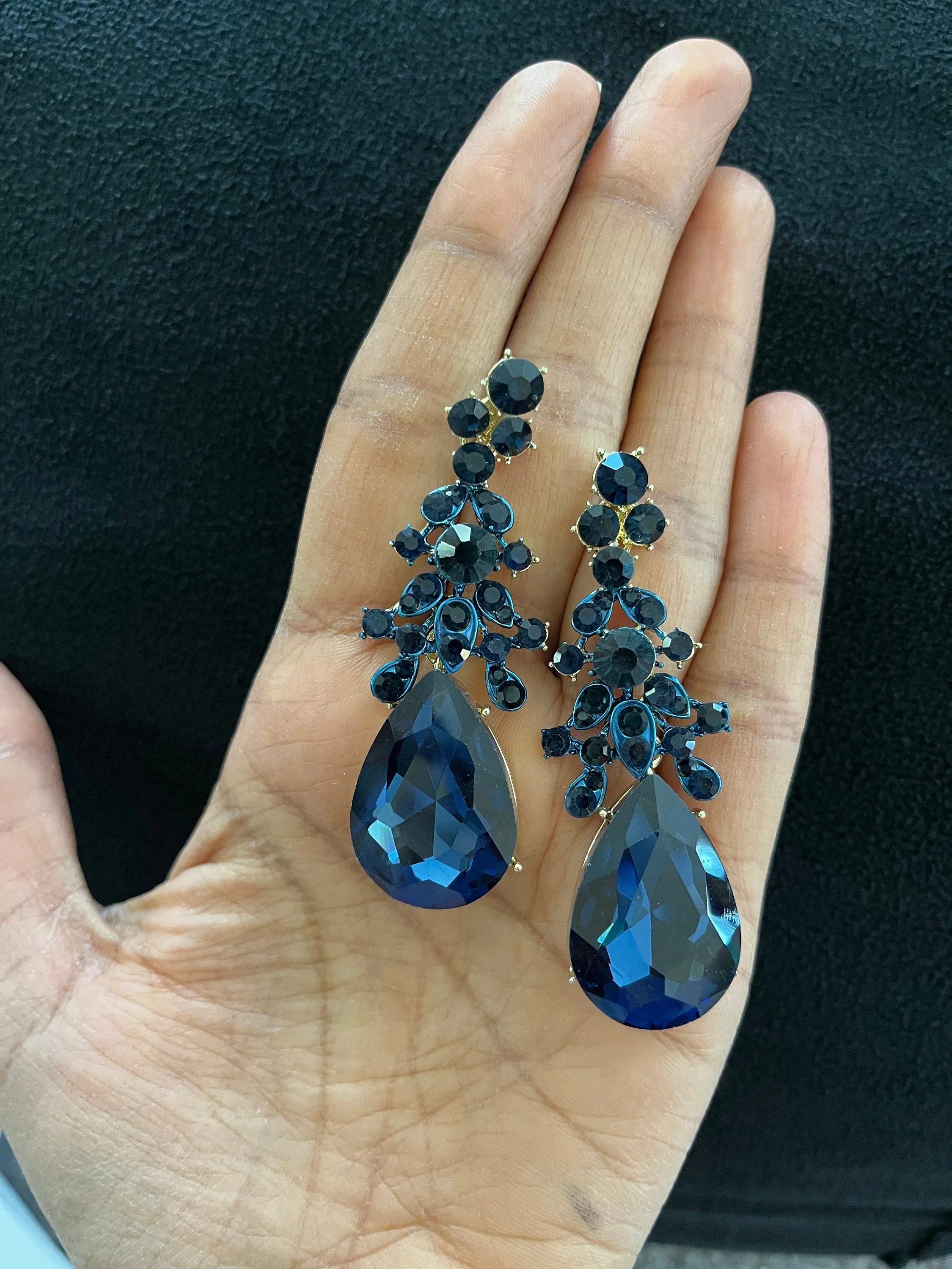 navy blue earrings , navy chandelier earring , dark blue wedding earring , navy crystal earrings , big navy blue earrings