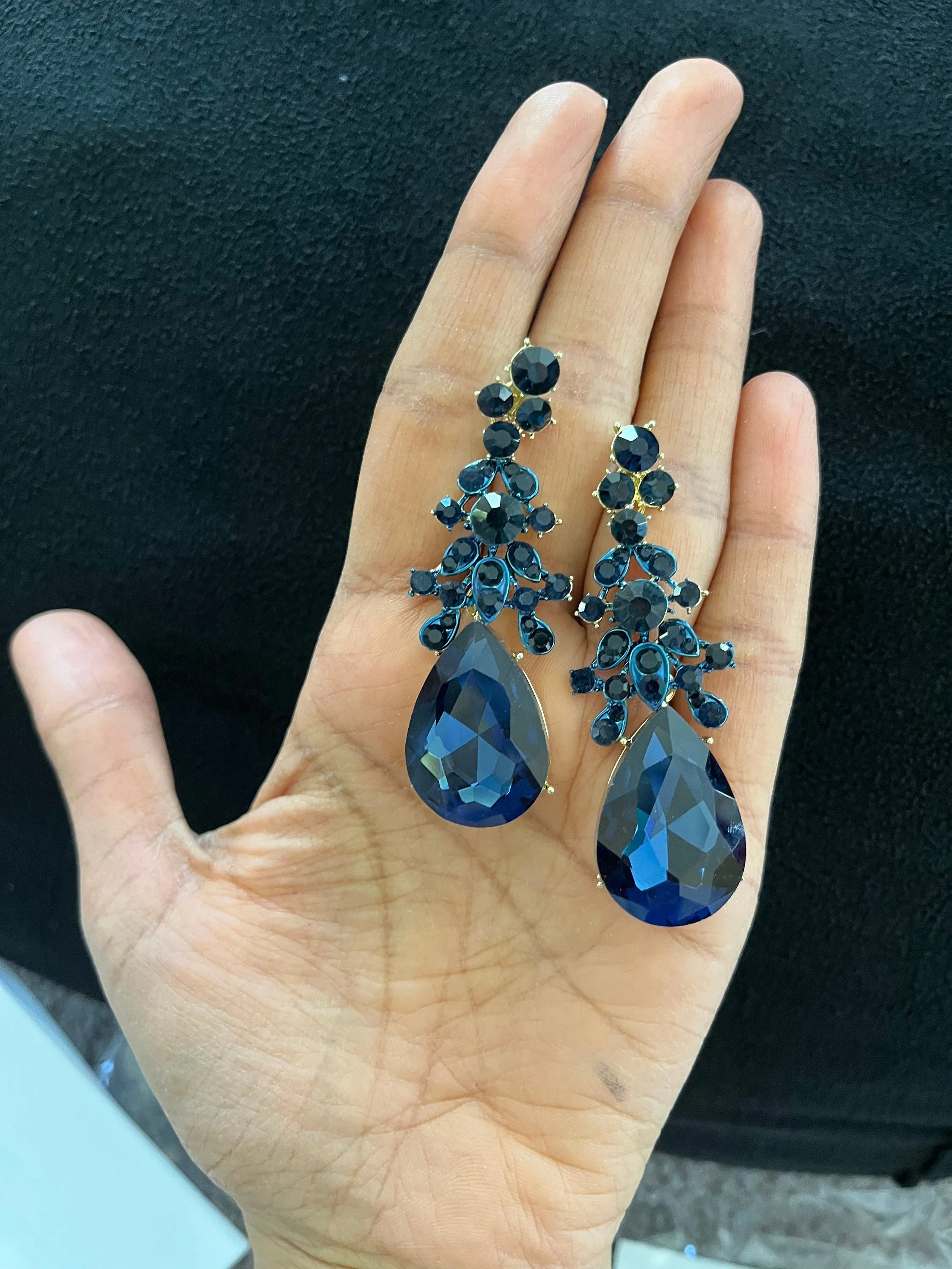 navy blue earrings , navy chandelier earring , dark blue wedding earring , navy crystal earrings , big navy blue earrings