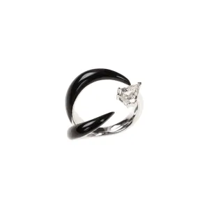 Oui Corner Diamond Ring