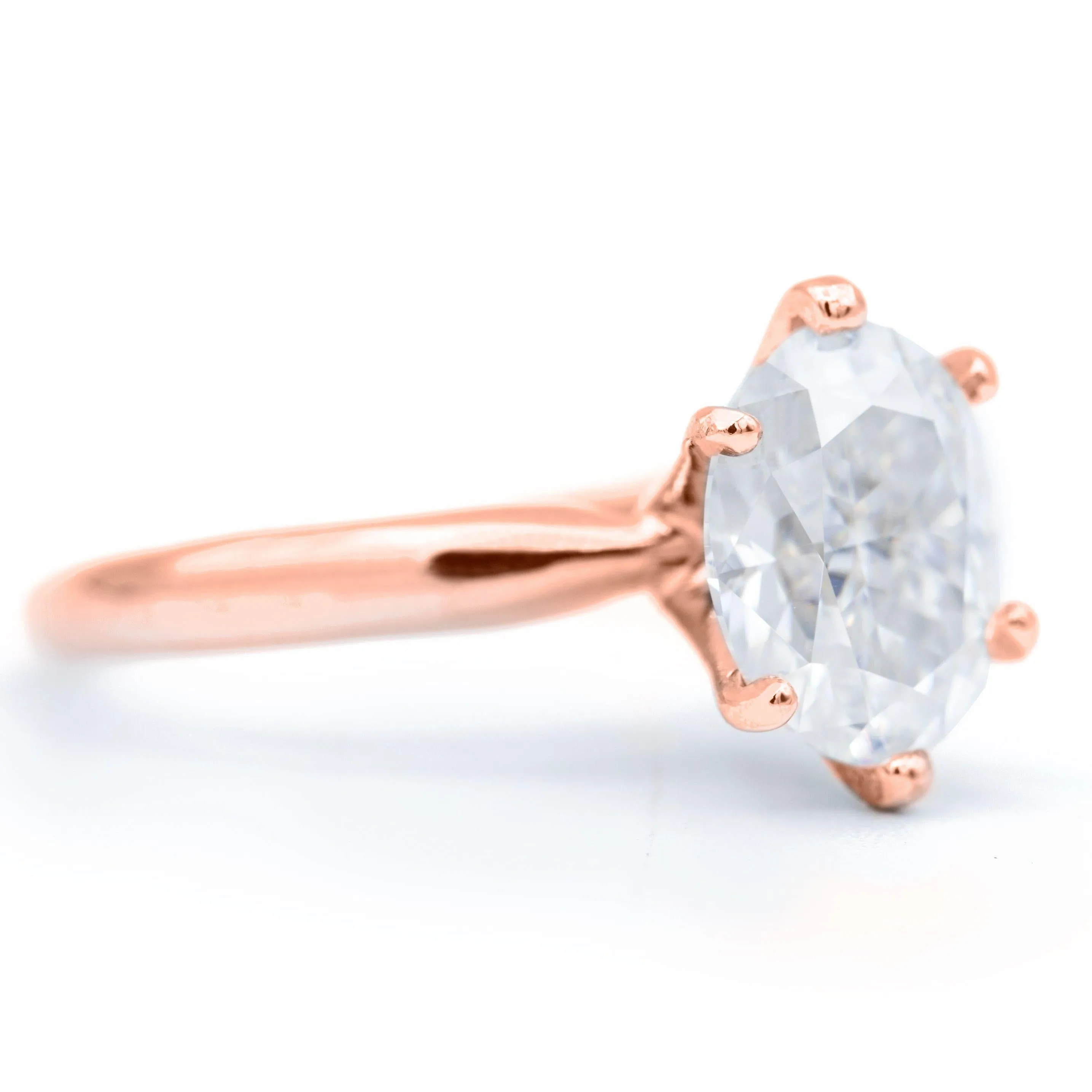 Oval First Crush FAB Moissanite 6 Prongs FANCY Solitaire Ring